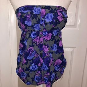 |DONATING SOON| Nollie size small floral top blouse